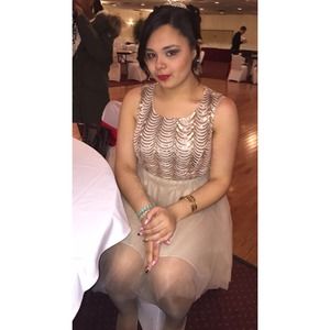 Meet your Posher, Danasha